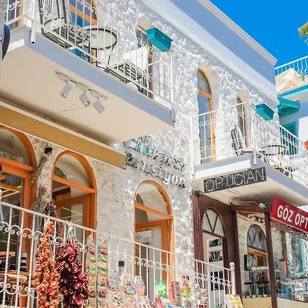 Turkuaz * Kalkan