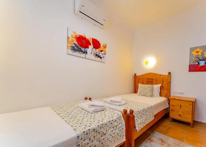 Turkuaz Gazde/Camere de închiriat